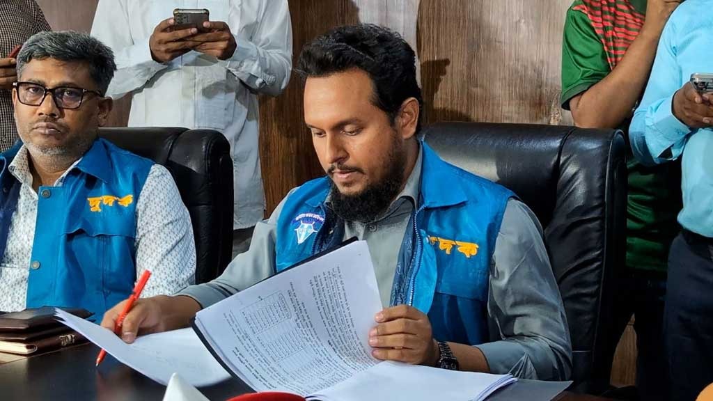 বিসিবিতে দুদকের অভিযান